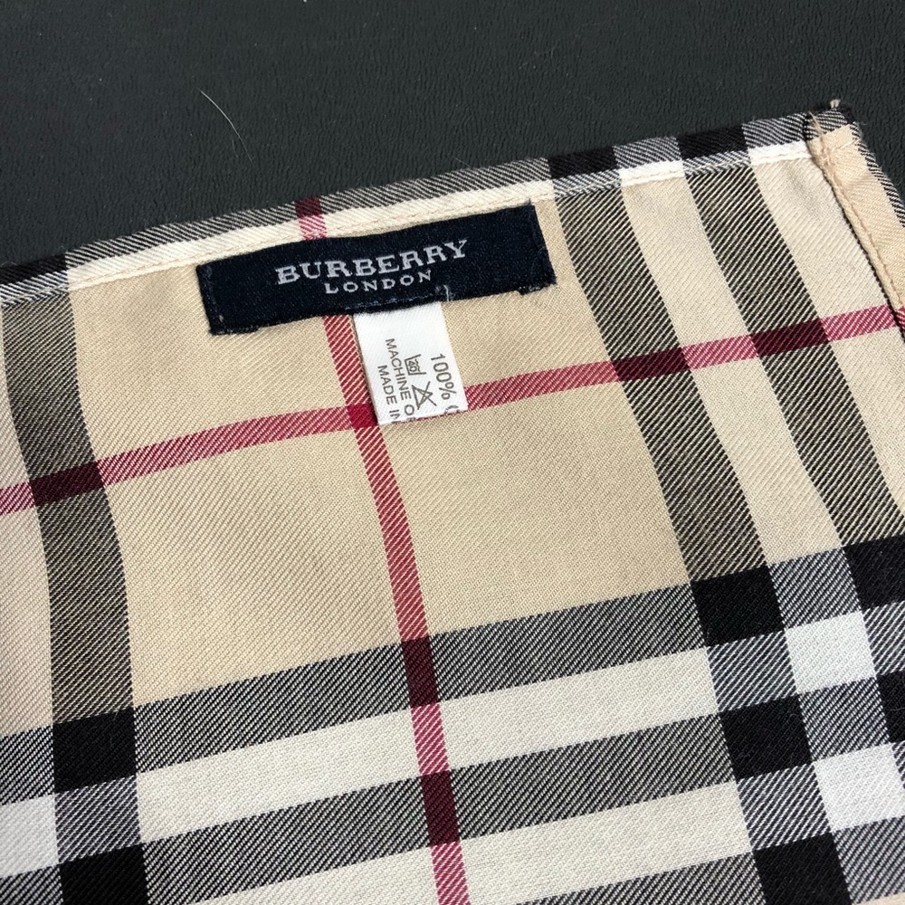 Burberry handkerchief